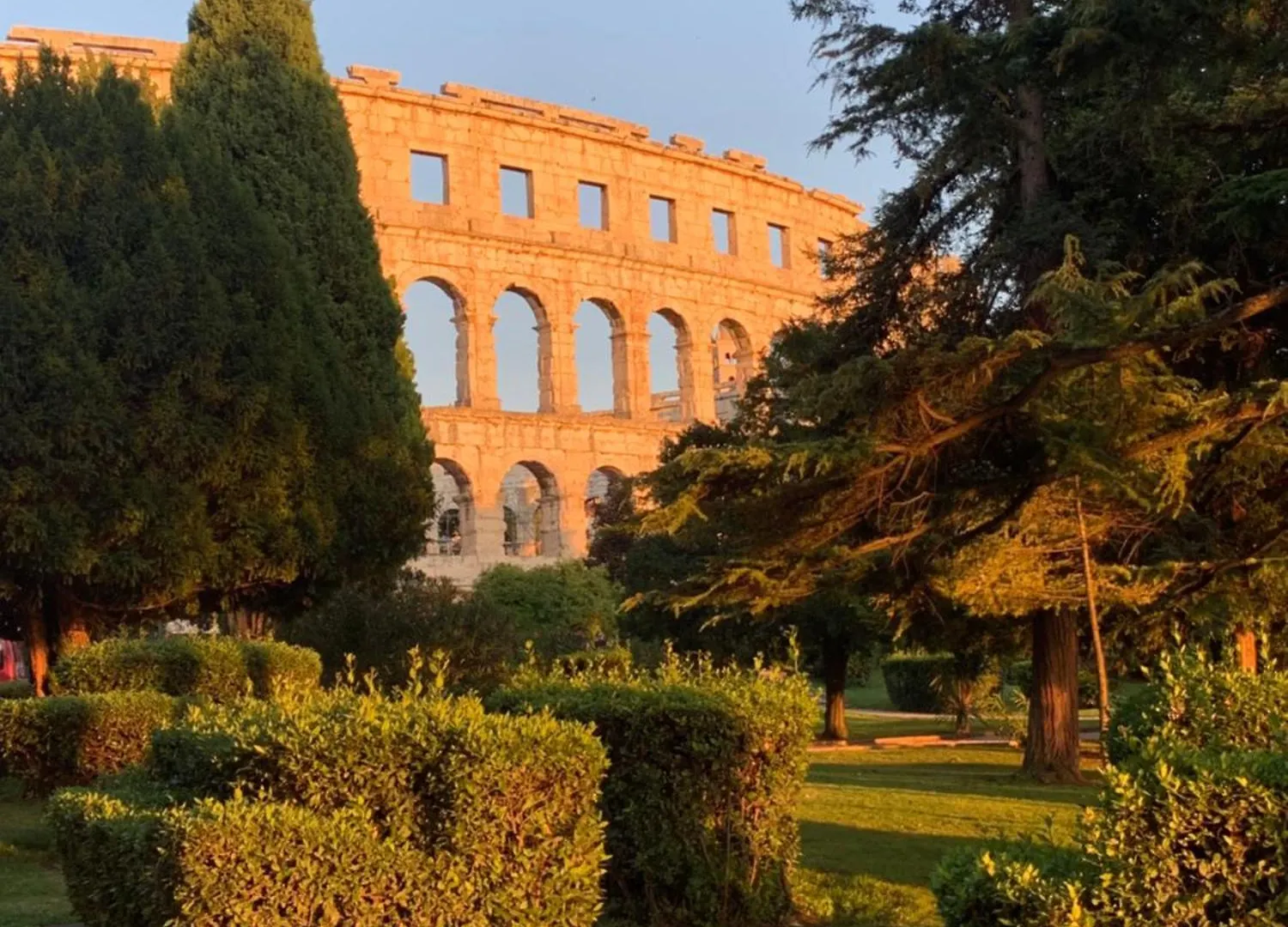 Semesterbostad The Sleepy Sea Villa Pula